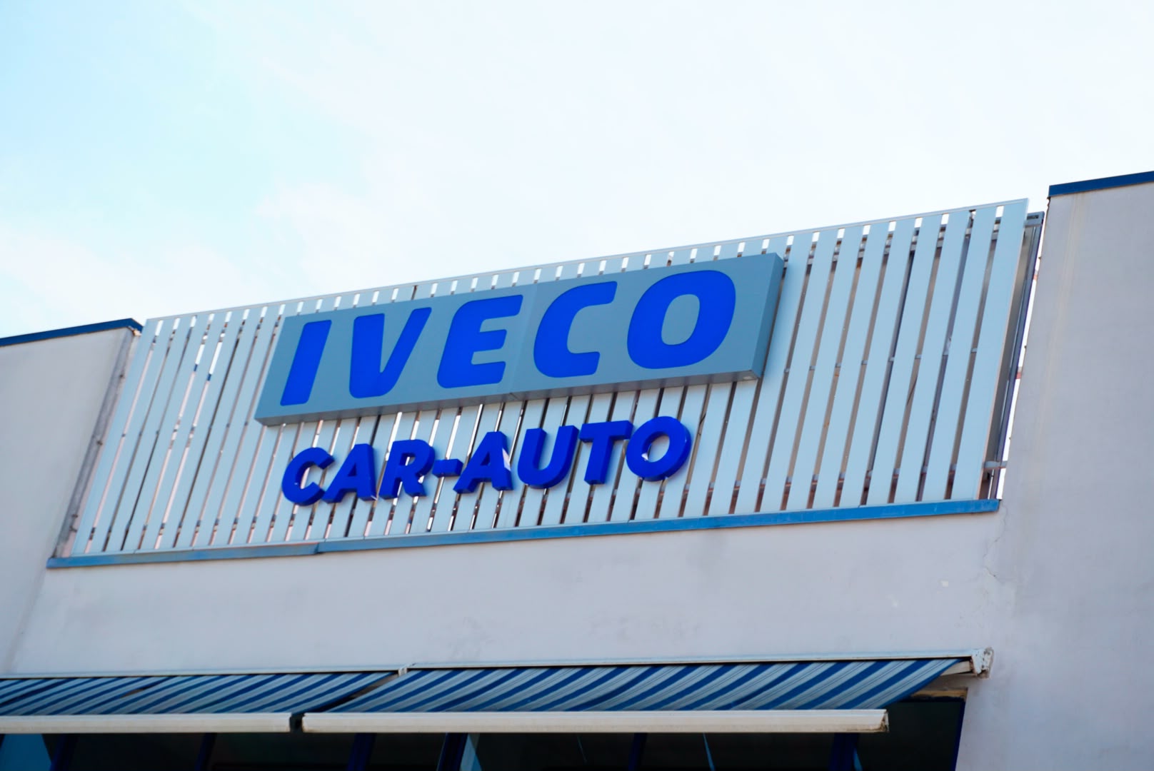 Insegna IVECO Car Auto